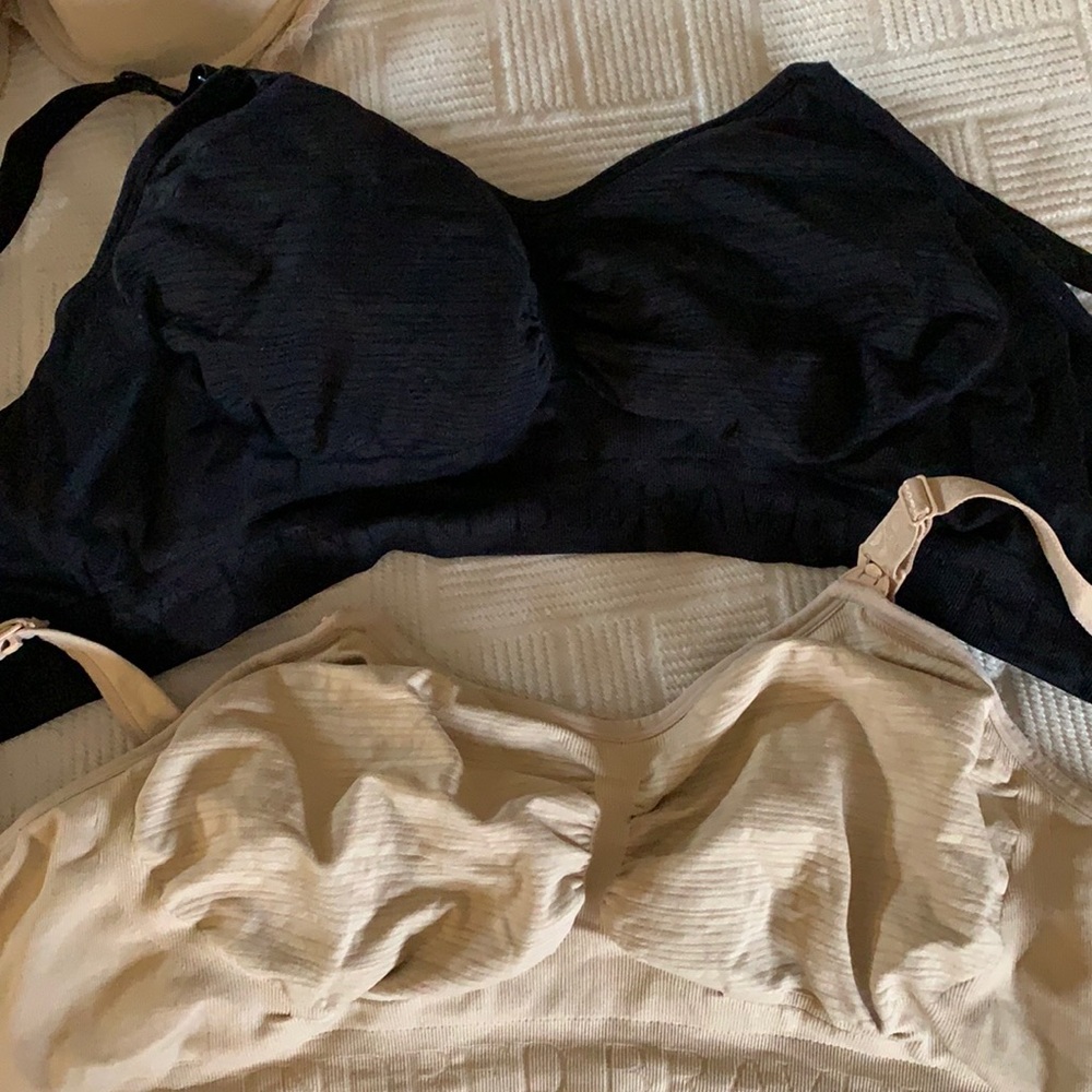 2 Kindred Bravely nursing/pumping bras
